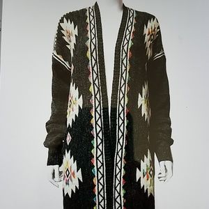 SSLE OFF LAST 1 ! Tribal knit cardi
